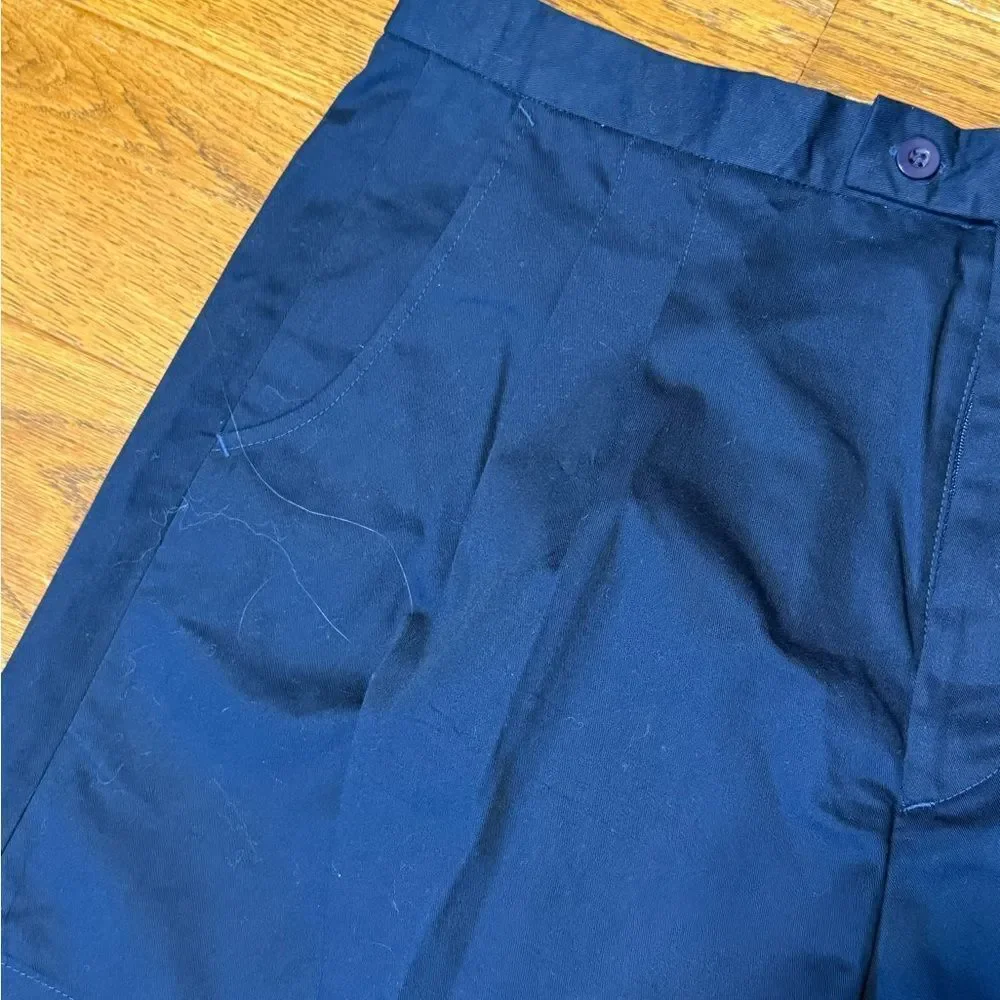 Wilson size 36 Navy Blue Shorts